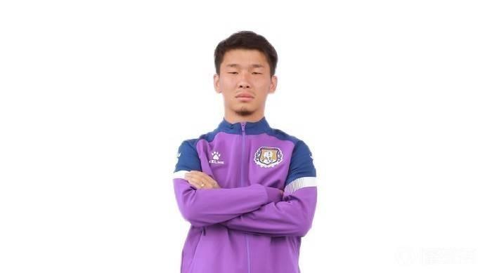 做一个遵纪, 痍的中国足, 近日