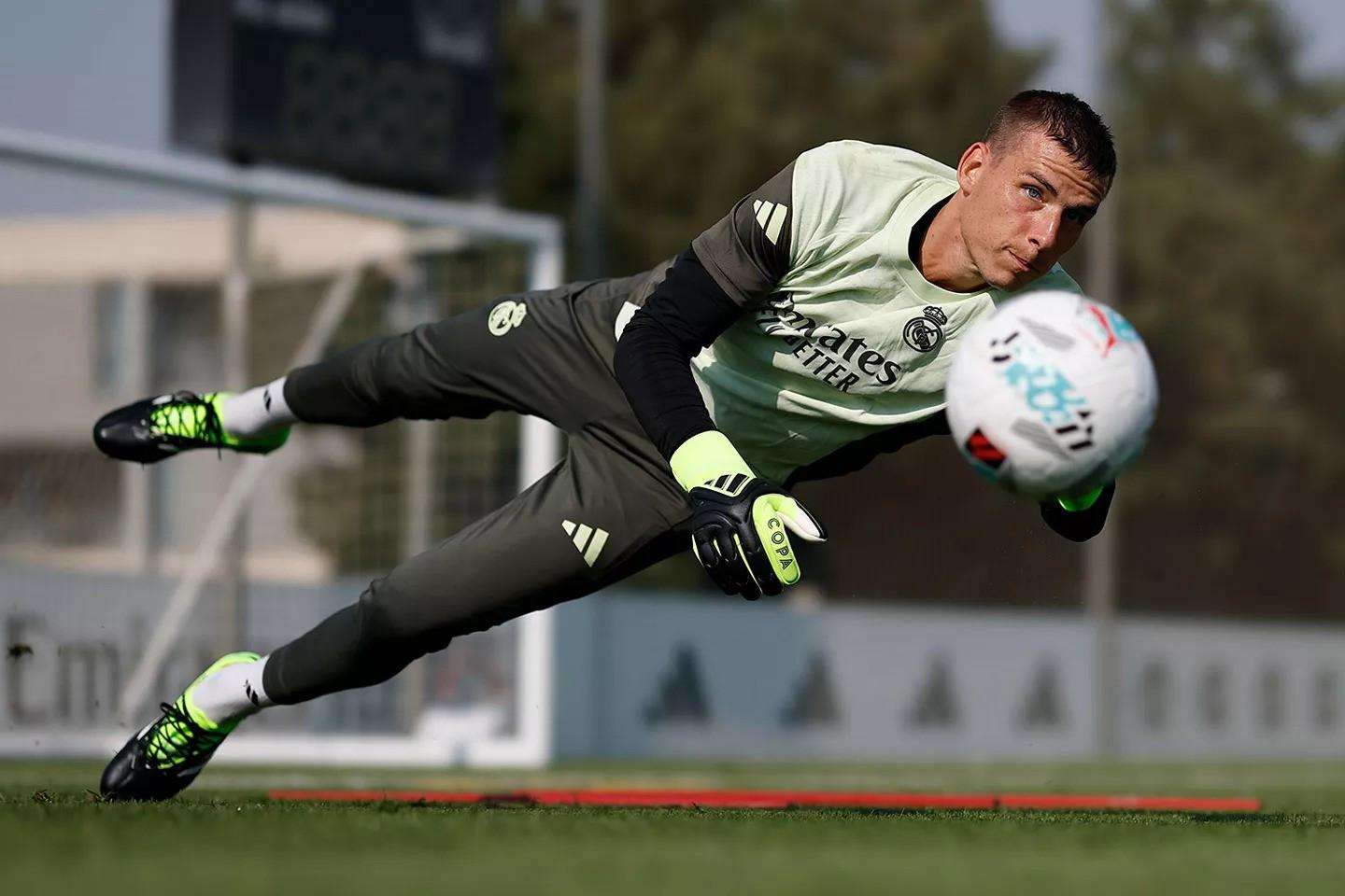 迎来机会, 兴趣