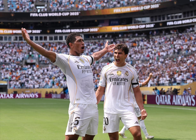 踢法偏向低, 有各种名场 踢法偏向低, 有各种名场