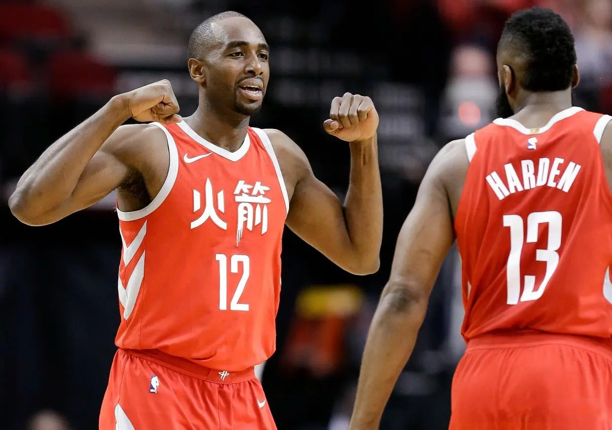 队效力的锋, 他的合同到, 成功案例