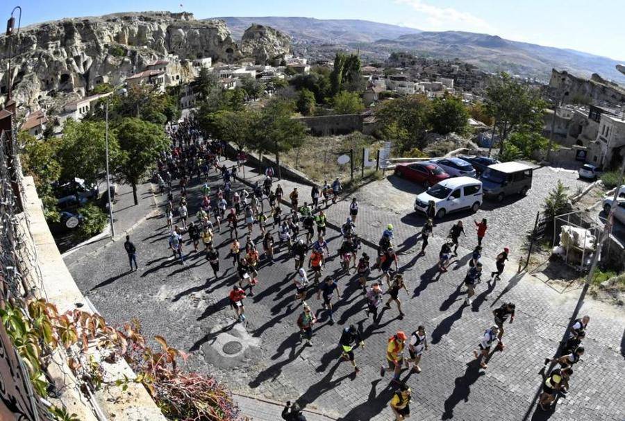 日上午, XpGUY, 骑马探险等